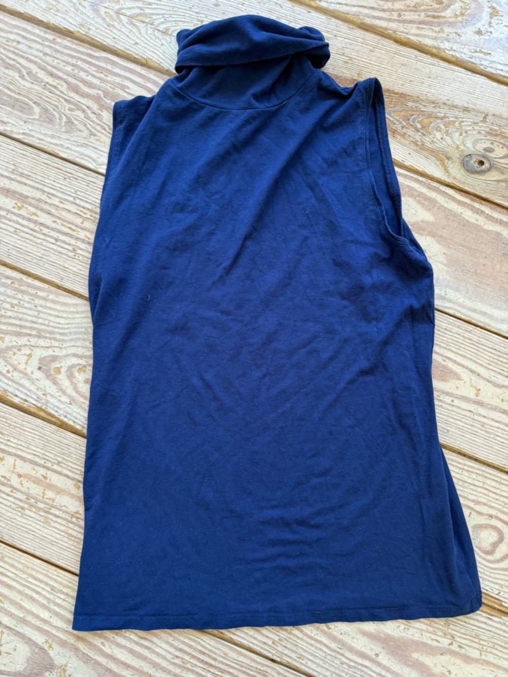 camaieu sleeveless turtleneck size L